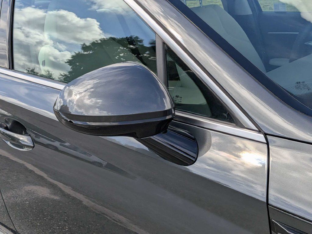 Used 2025 Hyundai Sonata SEL FWD image 10