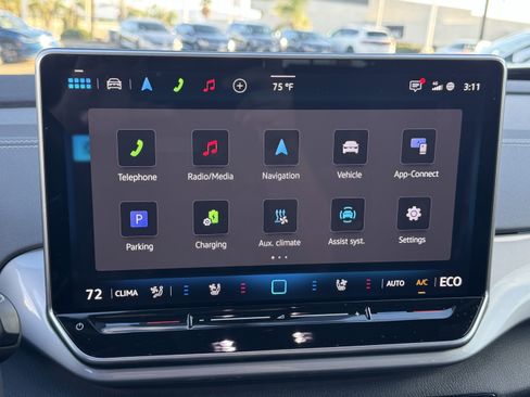 Used 2025 Volkswagen ID.4 Pro S image 28