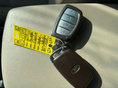 Used 2019 Hyundai Elantra Value Edition FWD image 15