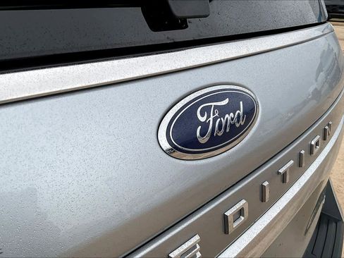 Used 2024 Ford Expedition Max Limited image 30