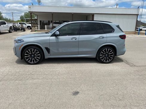 Used 2025 BMW X5 sDrive40i w/ M Sport Package RWD image 3