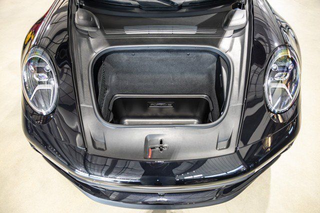 Used 2021 Porsche 911 Carrera S RWD image 32
