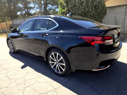 Used 2017 Acura TLX V6 SH-AWD w/ Advance Package image 4