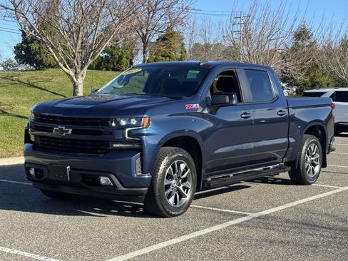 Used 2022 Chevrolet Silverado 1500 RST image 1