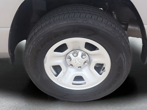 Used 2025 RAM 1500 Tradesman AWD/4WD image 25