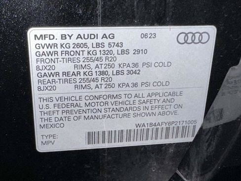 Used 2023 Audi SQ5 Premium Plus w/ Premium Plus Package AWD/4WD image 39
