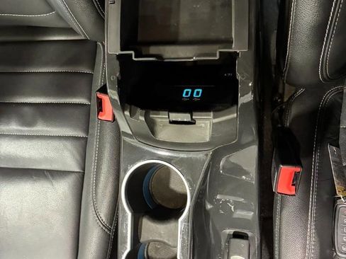 Used 2016 Ford Escape Titanium image 18