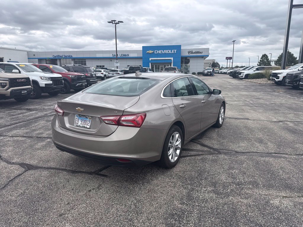 Used 2022 Chevrolet Malibu LT FWD image 5