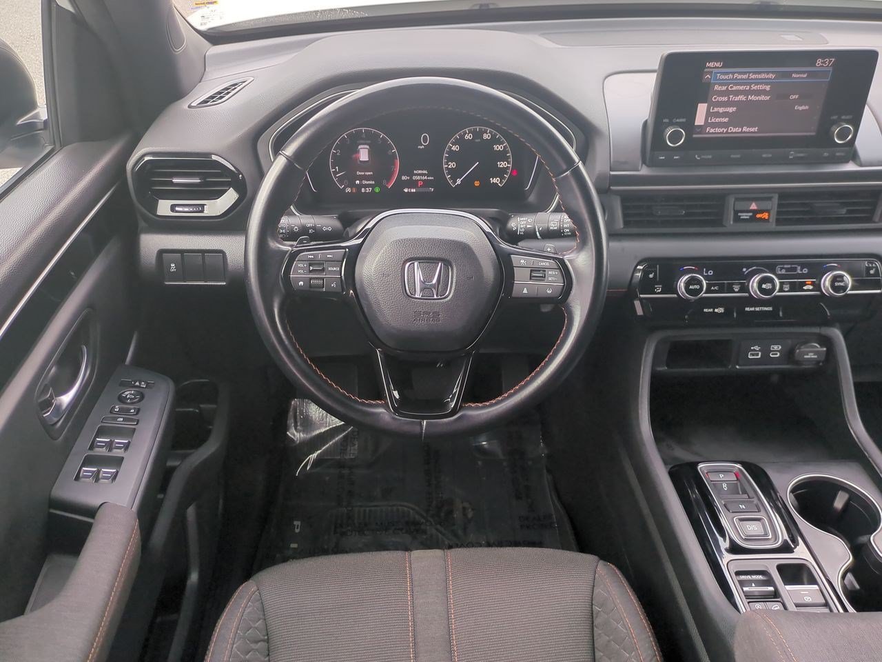 Used 2025 Honda Pilot Sport image 33