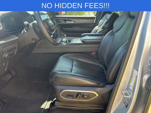Used 2024 Jeep Wagoneer Series II w/ Flexible Seating Group RWD image 26