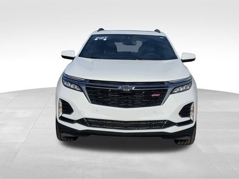 Certified 2023 Chevrolet Equinox RS w/ LPO, Floor Liner Package image 8