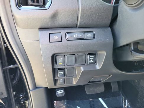 New 2026 Nissan Frontier SV w/ SV Convenience Package AWD/4WD image 11