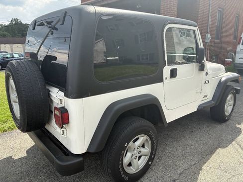 Used 2003 Jeep Wrangler X AWD/4WD image 4