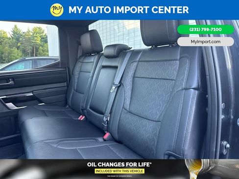 Used 2025 Toyota Tundra Limited AWD/4WD image 22