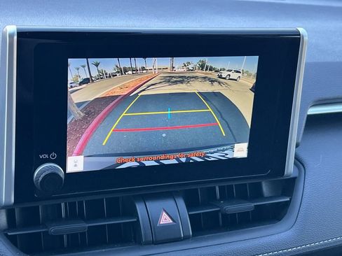 Certified 2025 Toyota RAV4 XLE AWD/4WD image 21