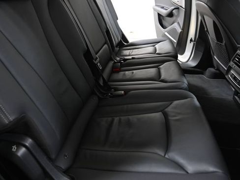 Used 2025 Audi Q7 3.0T Premium Plus AWD/4WD image 29