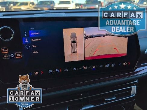 Used 2024 Chevrolet Traverse RS w/ LPO, Floor Liner Package AWD/4WD image 24