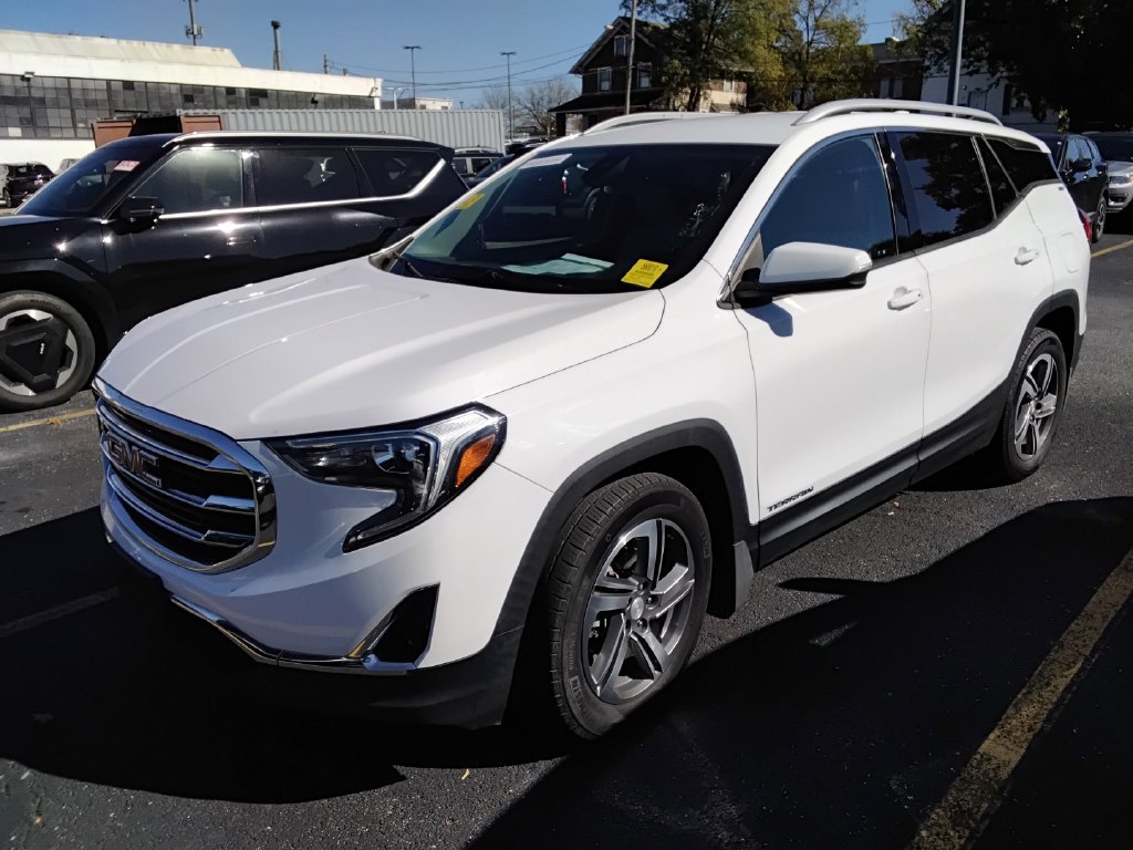 Used 2019 GMC Terrain SLT w/ Preferred Package FWD image 2