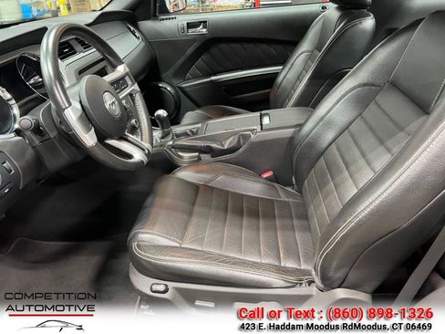 Used 2010 Ford Mustang GT Premium RWD image 13
