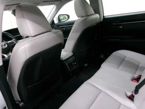 Used 2017 Lexus ES 350 Base 4dr Sedan image 17