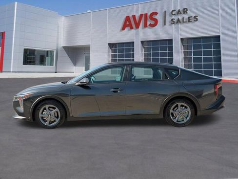 Used 2025 Kia K4 FWD image 10