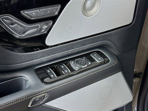 New 2025 Lincoln Aviator Reserve w/ Equipment Group 201A image 20