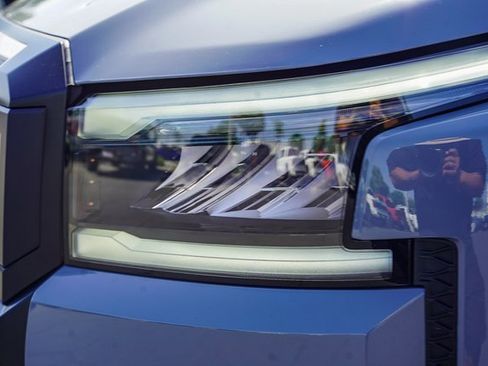 New 2026 Nissan Frontier PRO-4X w/ Pro-4x Convenience Package image 5