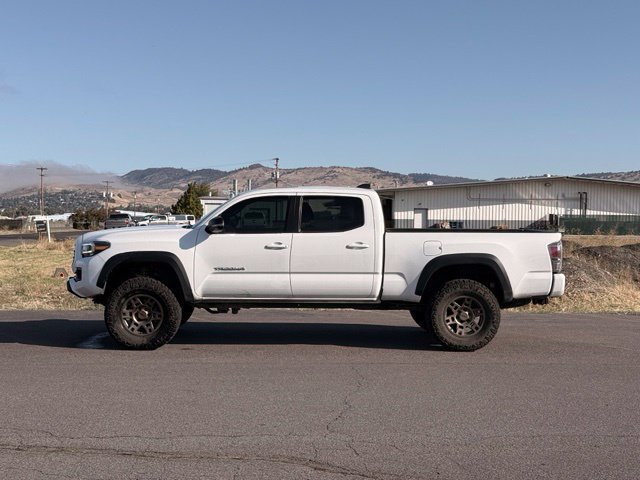 Used 2020 Toyota Tacoma TRD Off-Road w/ TRD Premium Off Road Package AWD/4WD image 3