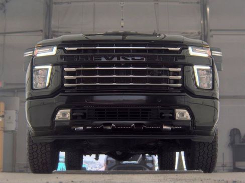 Used 2021 Chevrolet Silverado 2500 LTZ w/ Carhartt Edition AWD/4WD image 3