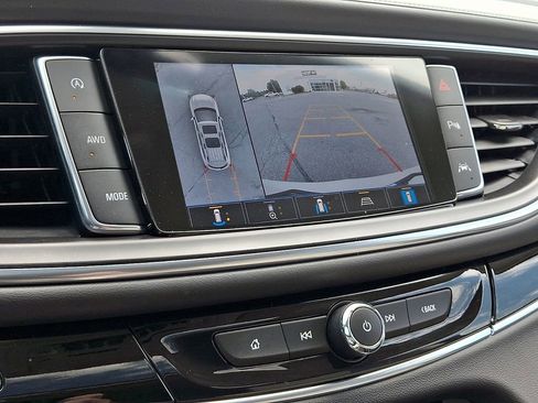 Used 2023 Buick Enclave Avenir w/ Avenir Technology Package AWD/4WD image 19