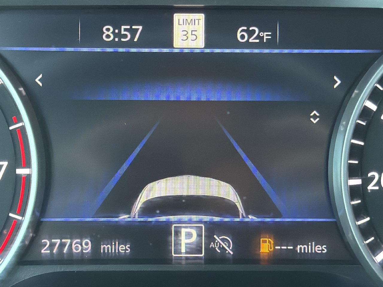 Certified 2025 Nissan Sentra SR w/ Midnight Edition FWD image 9