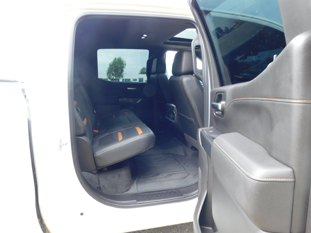 Used 2019 GMC Sierra 1500 AT4 w/ Off Road Performance Package AWD/4WD image 6
