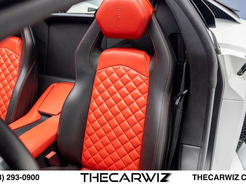 Used 2017 Lamborghini Aventador LP 700-4 AWD/4WD image 48