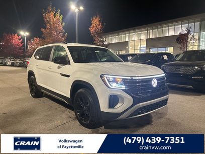 New 2025 Volkswagen Atlas Peak Edition SE
