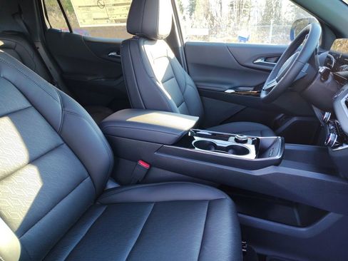 New 2026 Chevrolet Equinox LT w/ Convenience Package II image 11