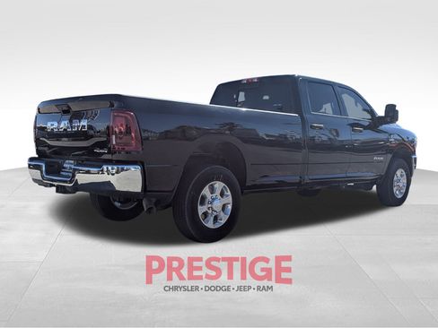 New 2025 RAM 3500 Big Horn AWD/4WD image 5