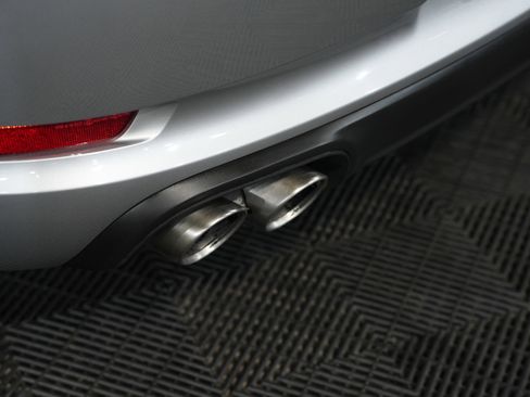 Used 2019 Porsche 911 Carrera 4S image 19