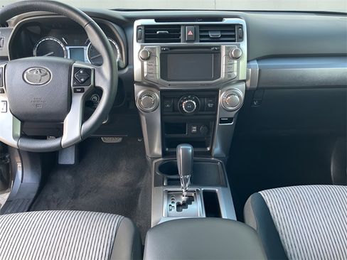 Used 2017 Toyota 4Runner SR5 image 21