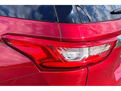 Used 2019 Chevrolet Traverse Premier AWD/4WD image 35