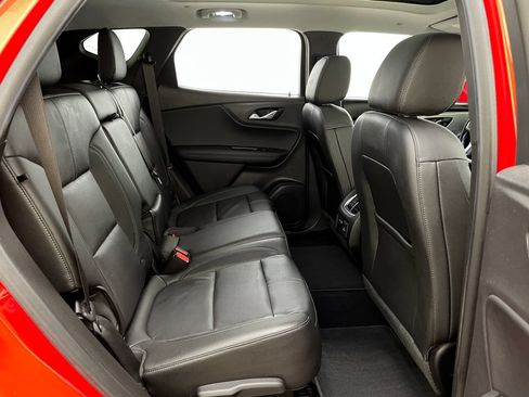Certified 2019 Chevrolet Blazer LT w/ Sun and Wheels Package FWD image 44