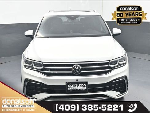 Used 2022 Volkswagen Tiguan SEL R-Line AWD/4WD image 3