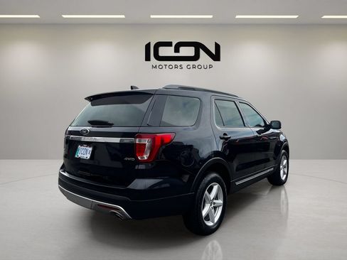 Used 2017 Ford Explorer XLT AWD/4WD image 5