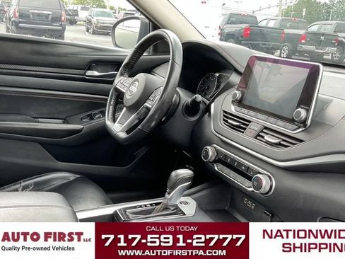 Used 2022 Nissan Altima 2.5 SR w/ Midnight Edition Package FWD image 17