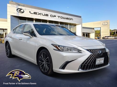 Certified 2022 Lexus ES 350 w/ Premium Package image 1