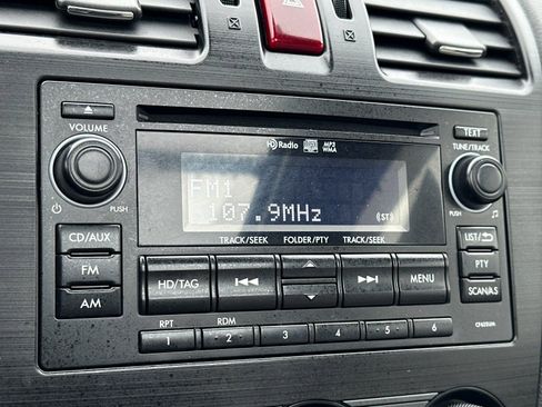 Used 2014 Subaru Forester 2.5i Limited image 17