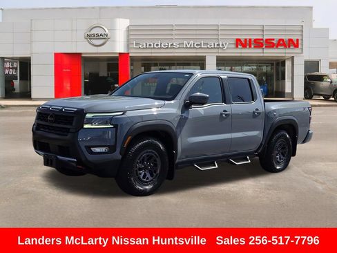 Used 2025 Nissan Frontier Pro-X w/ Pro Convenience Package RWD image 9