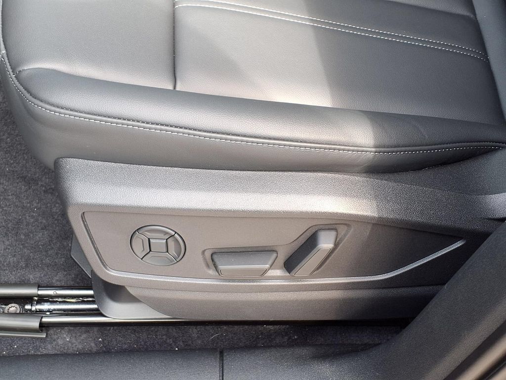 New 2026 Audi Q5 Premium Plus AWD/4WD image 12