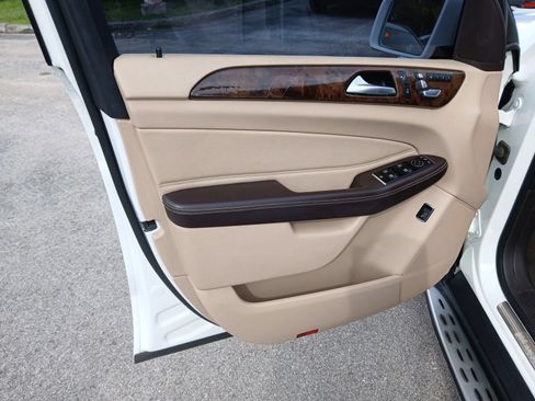 Used 2016 Mercedes-Benz GLE 350 image 11