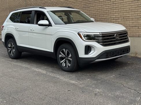 New 2026 Volkswagen Atlas SE AWD/4WD image 1