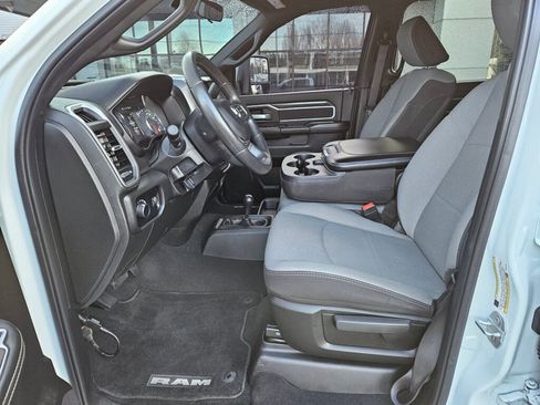 Used 2024 RAM 3500 SLT w/ Quick Order Package 2YG SLT image 15